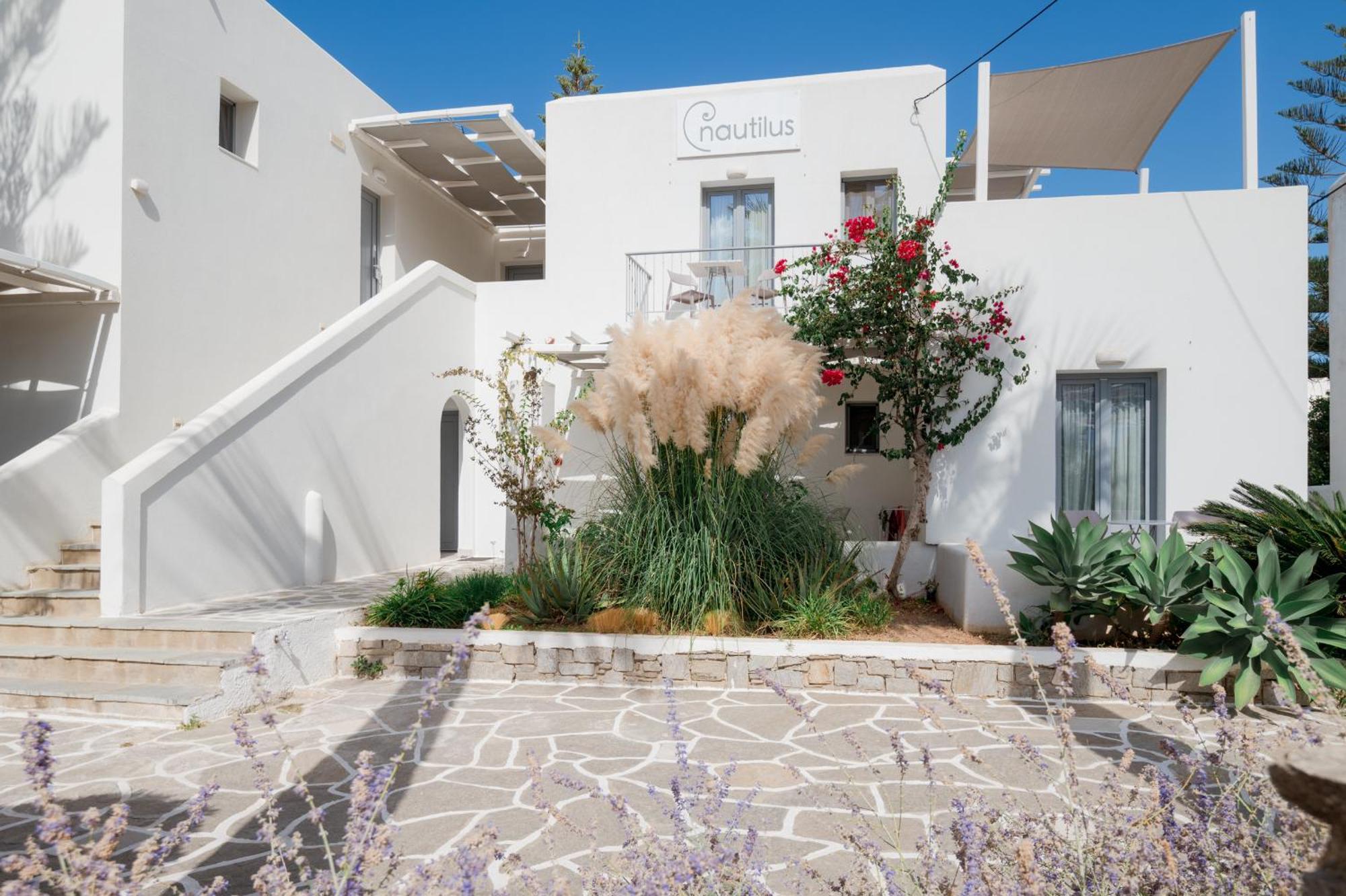 Nautilus Apartments-Suites Páros Dış mekan fotoğraf