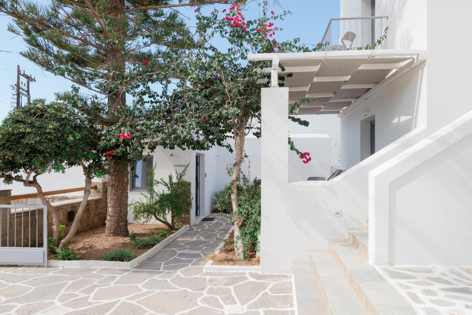 Nautilus Apartments-Suites Páros Dış mekan fotoğraf