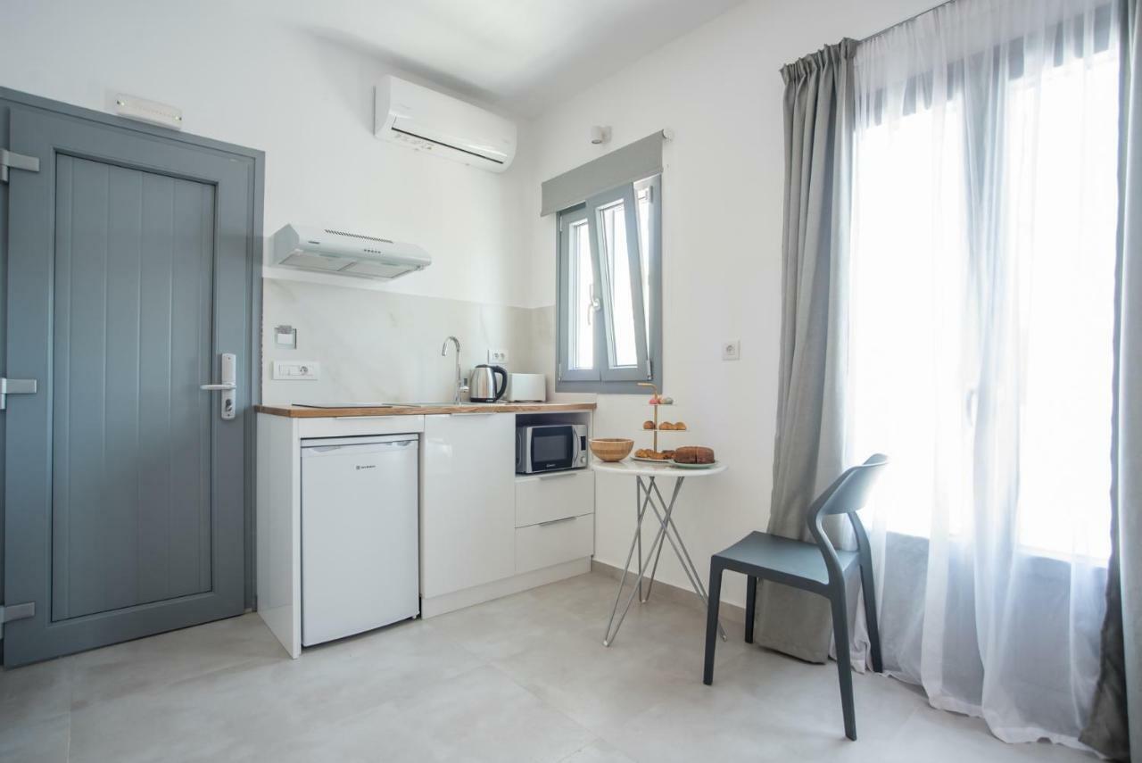 Nautilus Apartments-Suites Páros Dış mekan fotoğraf