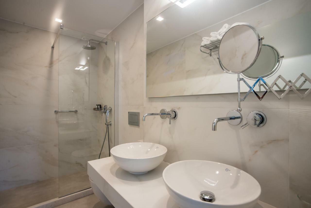 Nautilus Apartments-Suites Páros Dış mekan fotoğraf